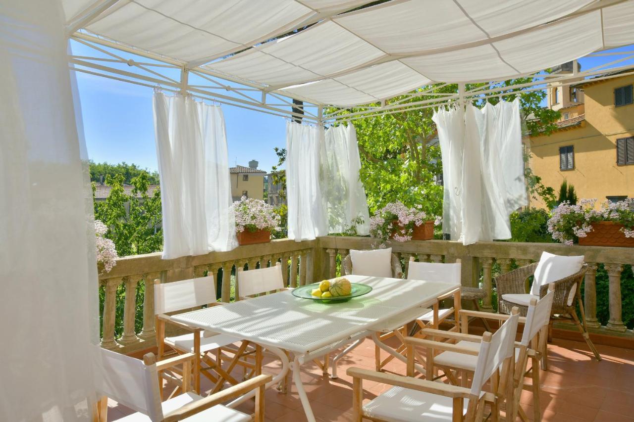 Villa Carlotta Con Piscina Lari Exterior foto