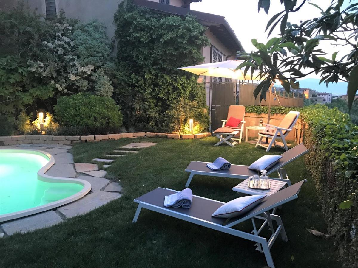 Villa Carlotta Con Piscina Lari Exterior foto